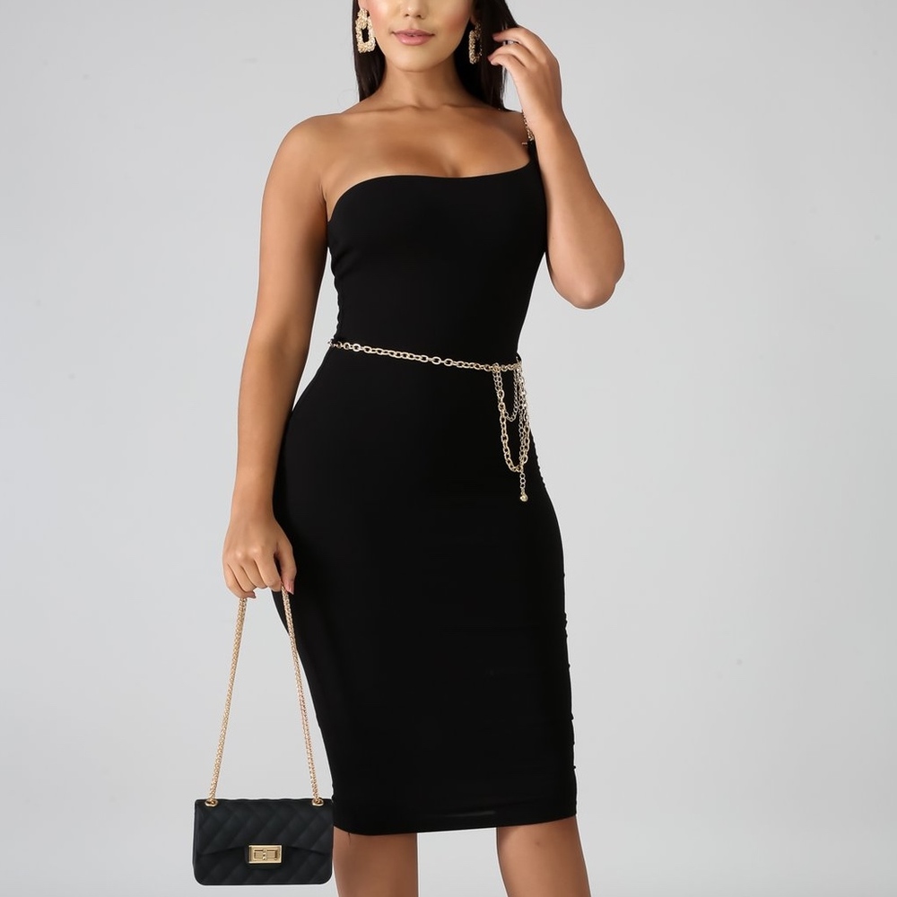 Sleek Chain Body-Con Dress